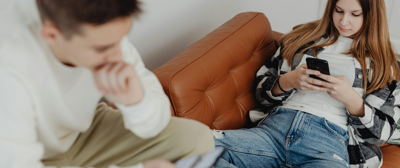 Medienkonsum & soziale Medien: Wie beeinflusst das die mentale Gesundheit von Jugendlichen?